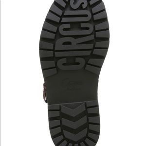 New shoes Emilia, burgundy patent